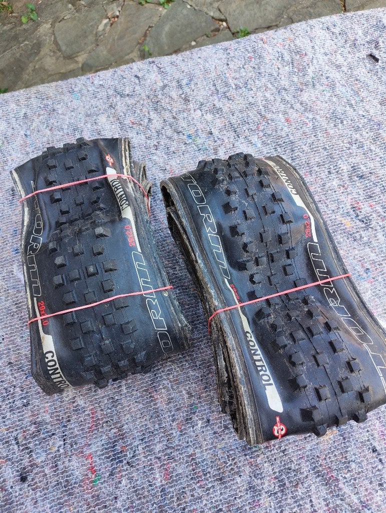 2 pneus tubeless VTT Storm Control (29x2.0), Caoutchouc, Pneu, Enlèvement, Utilisé