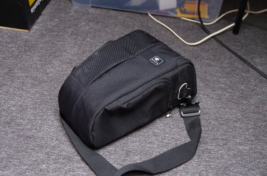 Sac photo KATA - Noir, comme neuf, Enlèvement ou Envoi, Kata, Bandoulière, Comme neuf