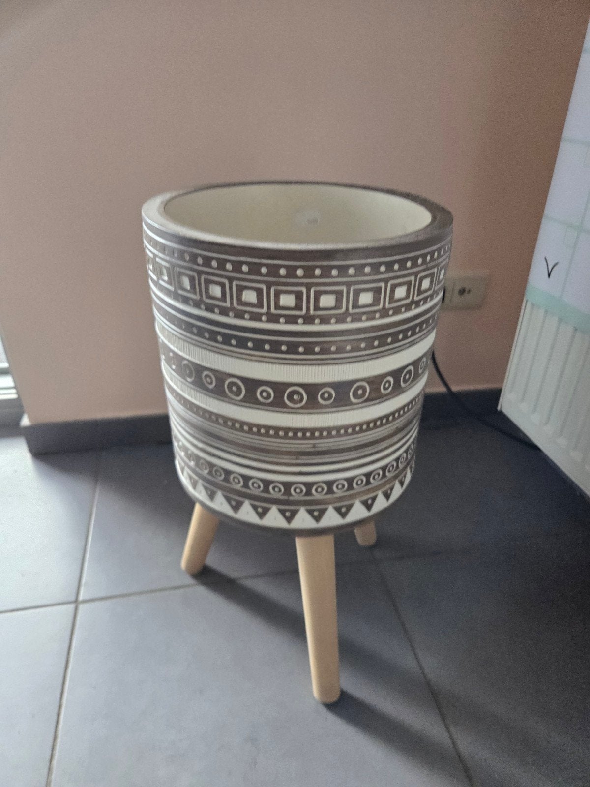 bloempot, Tuin en Terras, Steen, Gebruikt, Rond, Binnen