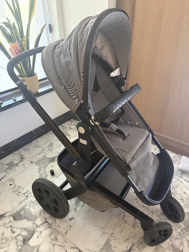 Joolz Day 3 kinderwagen + tal van accessoires, Gebruikt, Met reiswieg, Ophalen, Kinderwagen