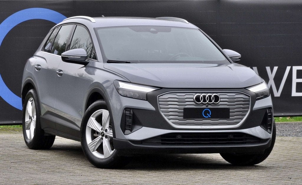 Audi Q4 e-tron Q4 35 ETRON CARPLAY CAMERA ZETELVER. ELEK KOF, Auto's, Audi, Automaat, USB, Stof, Overige kleuren