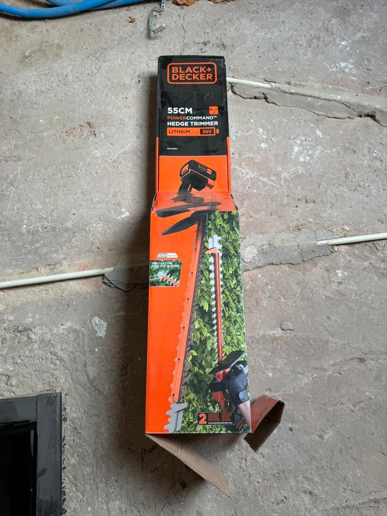 Heggenschaar met accu, Tuin en Terras, Ophalen, Zo goed als nieuw, Accu