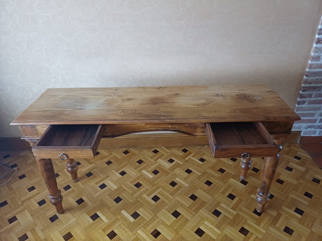 houten schrijftafel, Enlèvement