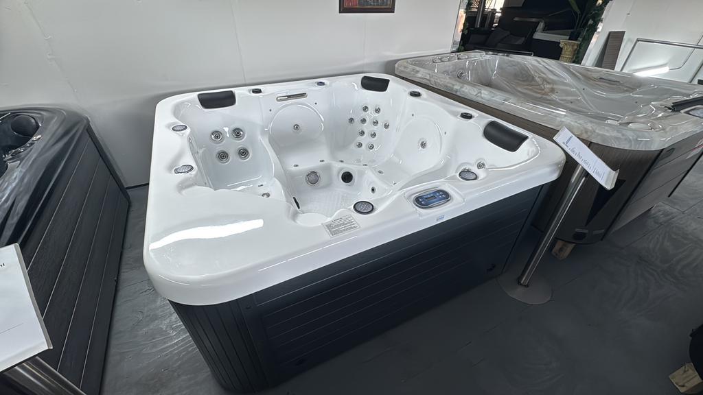 Nieuwe spa balboa besturing 2x2meter 220v, Enlèvement ou Envoi, Neuf