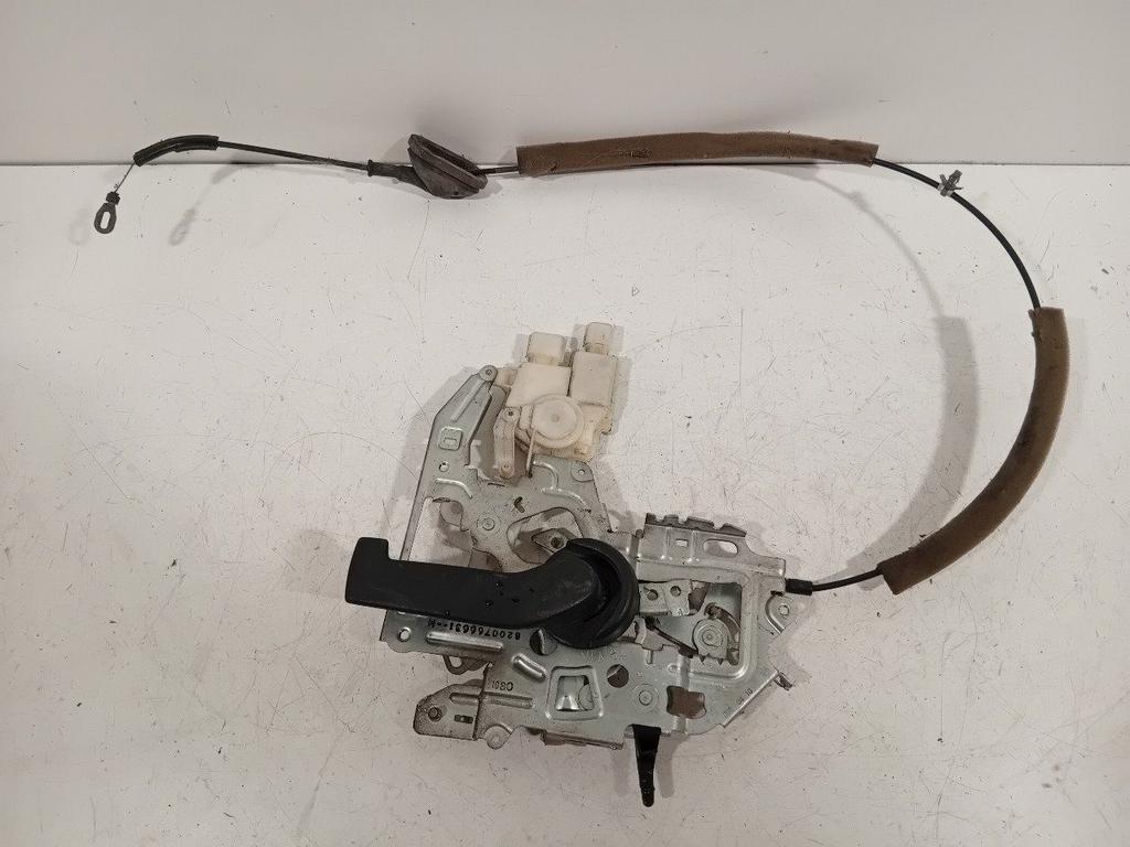 Slotvanger Renault Master, Onderdelen@venauto.nl, Van der Ven Autorecycling B.V., Gebruikt, Ettenseweg 76, 4706 PB Roosendaal, The Netherlands