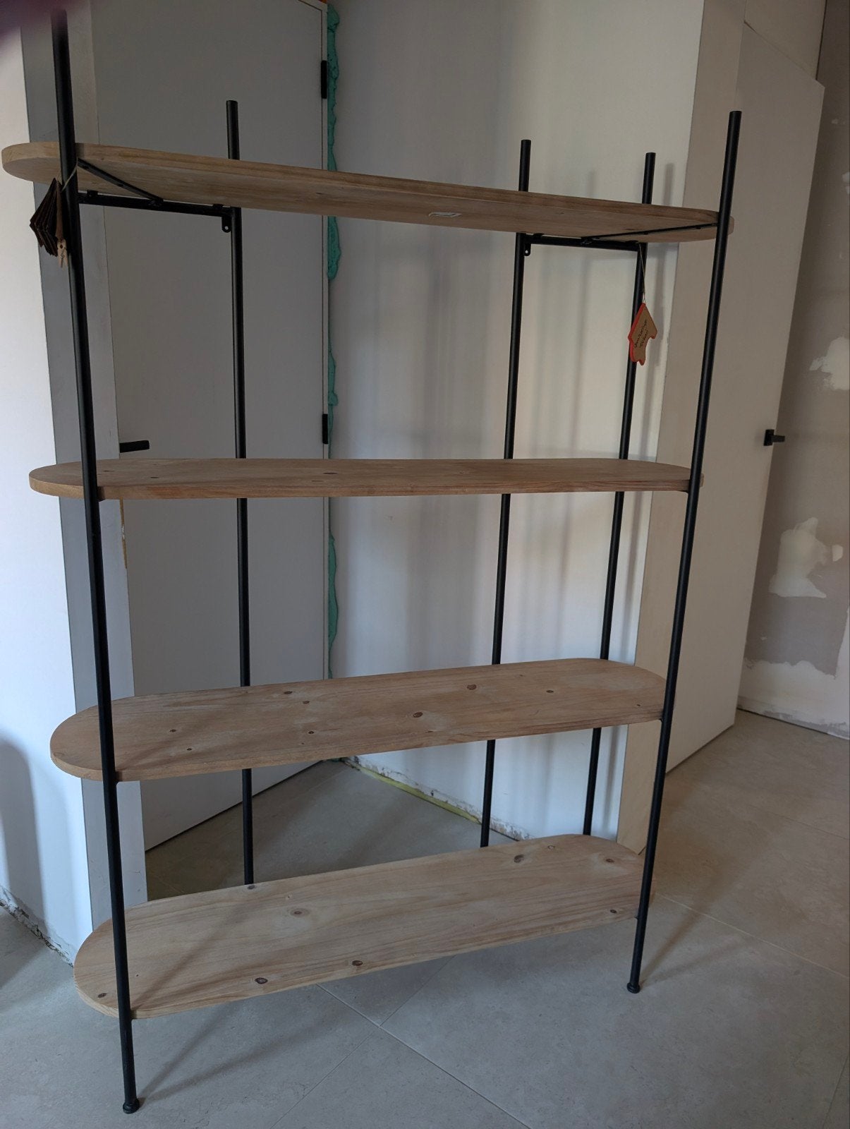 Wandkast met houten planken, Ophalen, Nieuw