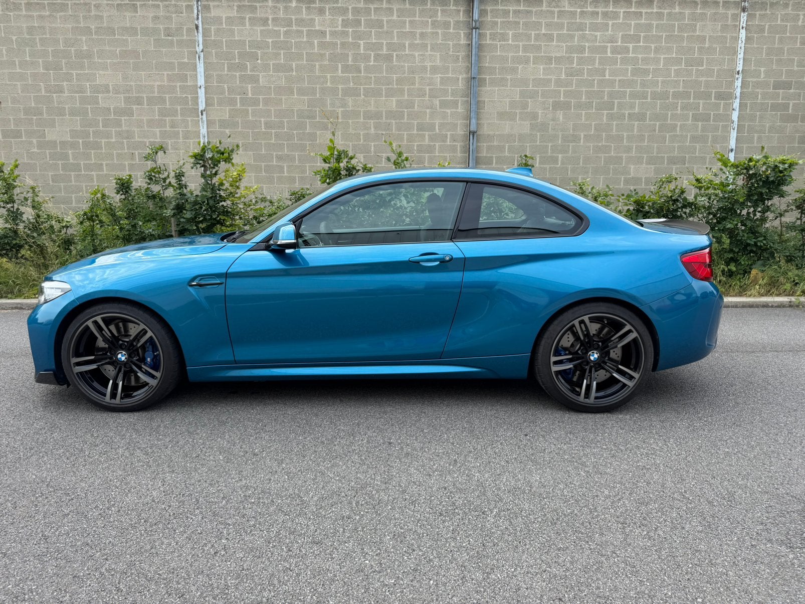 BMW M2 in uitzonderlijk goede staat, Auto's, BMW, Automaat, 4 zetels, Achterwielaandrijving, Euro 6