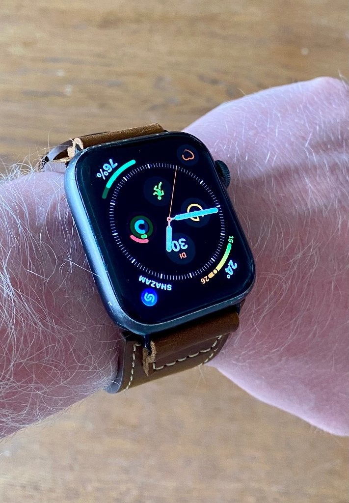 Apple Watch Series 5 - 44mm (4 extra bandjes), Gebruikt, Zwart, Apple Watch, IOS