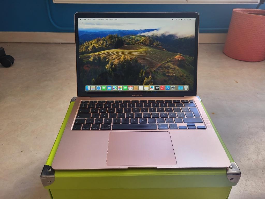 Apple MacBook Rose Gold Air Retina 13" 2020 i5 – 8 Go, Informatique & Logiciels, Apple Macbooks, 512 GB, Moins de 2 Ghz, Enlèvement
