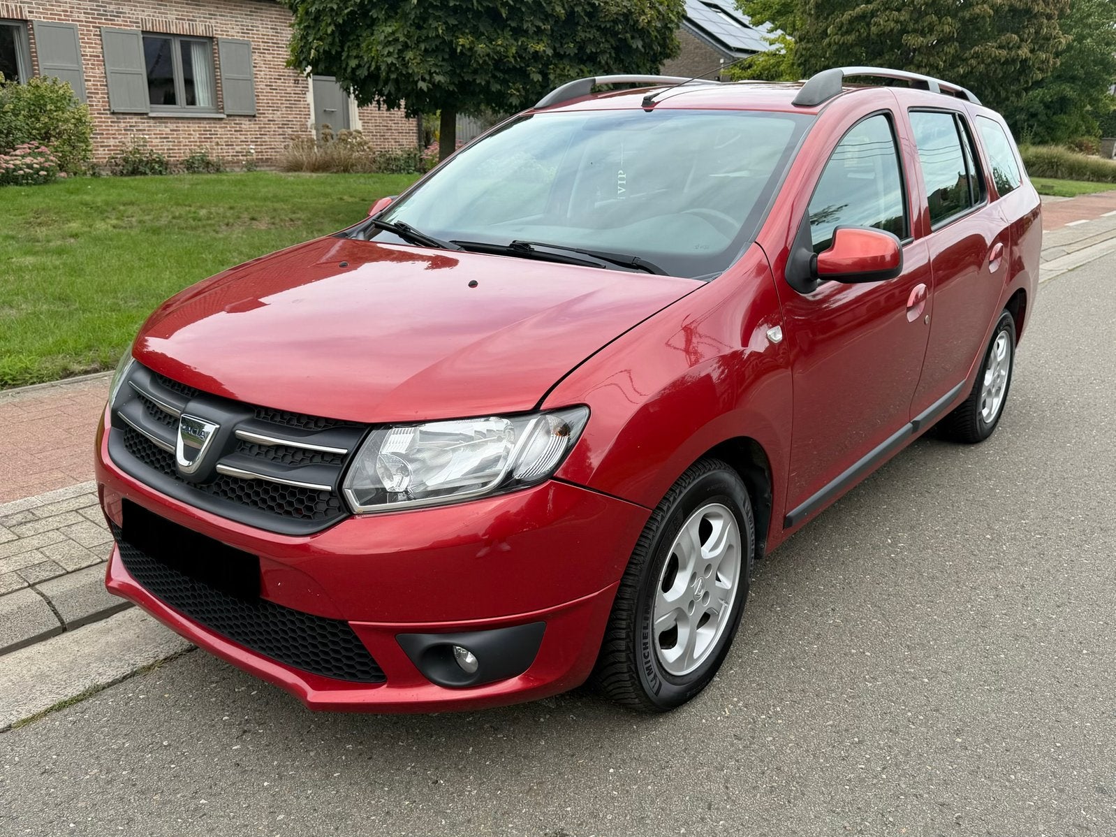 Dacia Logan 0.9 Benzine In Zeer Goede Staat Airco Gekeurd, Auto's, Logan, Handgeschakeld, Particulier, Multifunctioneel stuurwiel