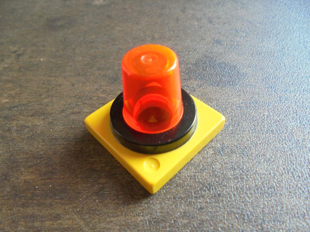 Lego Duplo Revolving-Style Safety Light (zie foto's), Enlèvement ou Envoi, Utilisé, Briques en vrac, Duplo