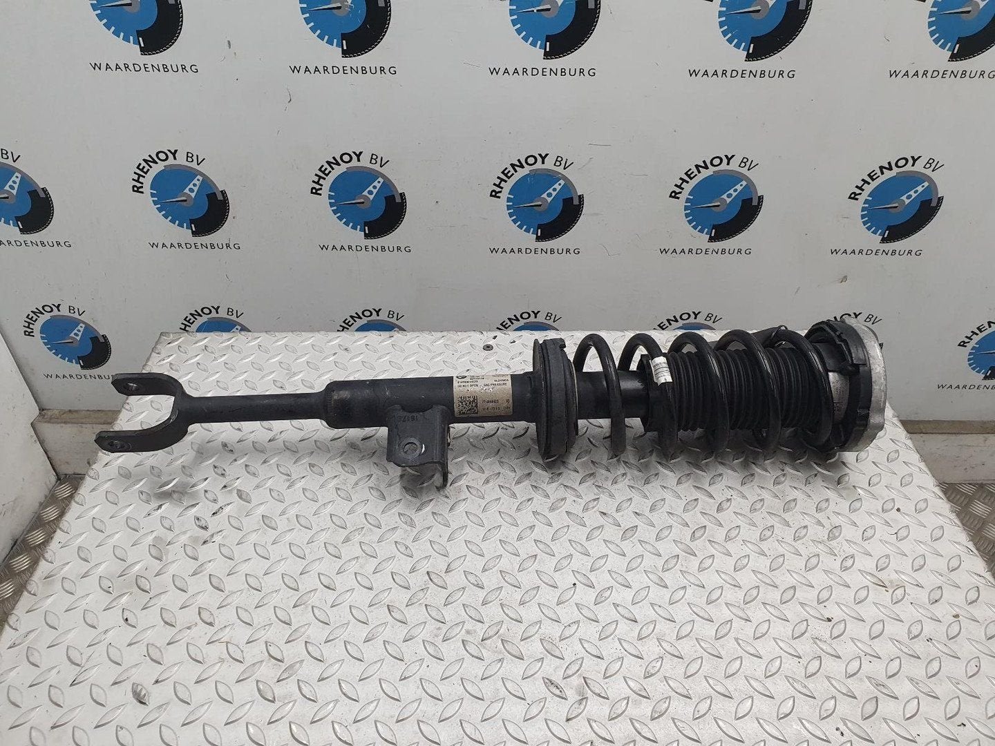 BMW 5 SERIES G31 520DA VEERPOOT / SCHOKBREKER LV 2017, Ophalen of Verzenden, Gebruikt, ARN erkend
