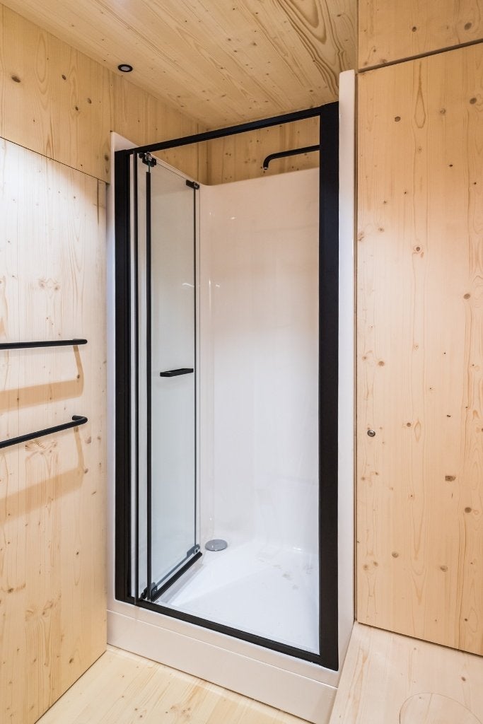 Douchecabine uit composiet met glazen plooideur, Ophalen, Nieuw, Glas, Douche