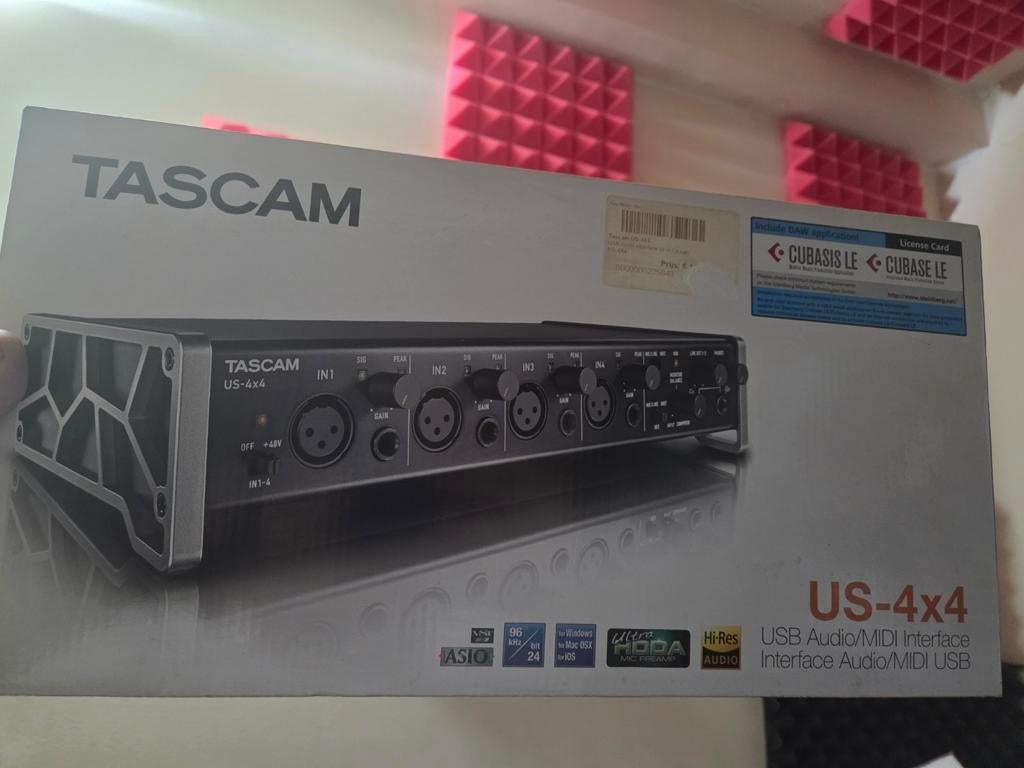 Carte de son tascam 4x4, Enlèvement