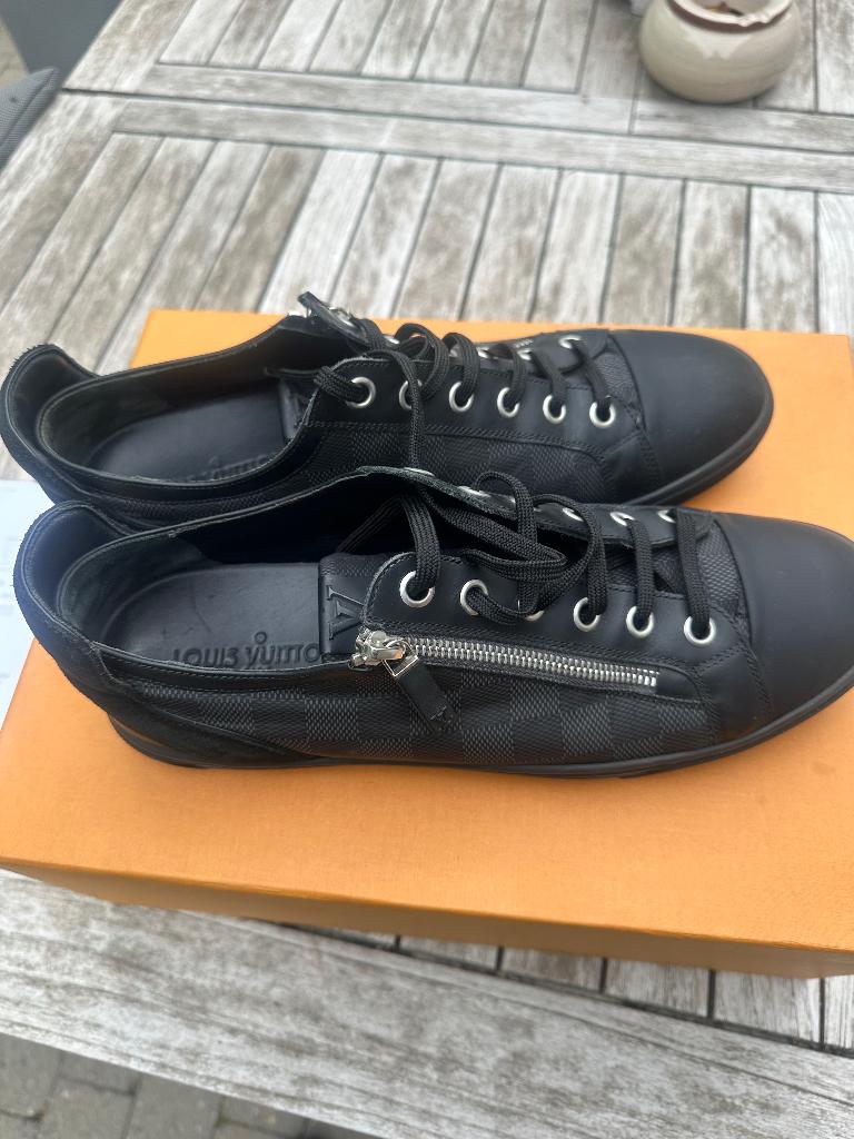 Louis vuitton sneakers, Kleding | Heren, Schoenen, Zo goed als nieuw, Sneakers, Zwart, Ophalen