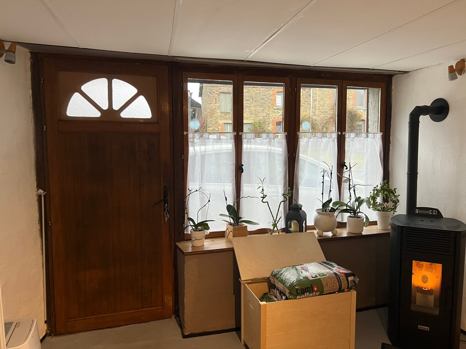 Huis begane grond 1 slaapkamer huur inclusief kosten 760€, Immo