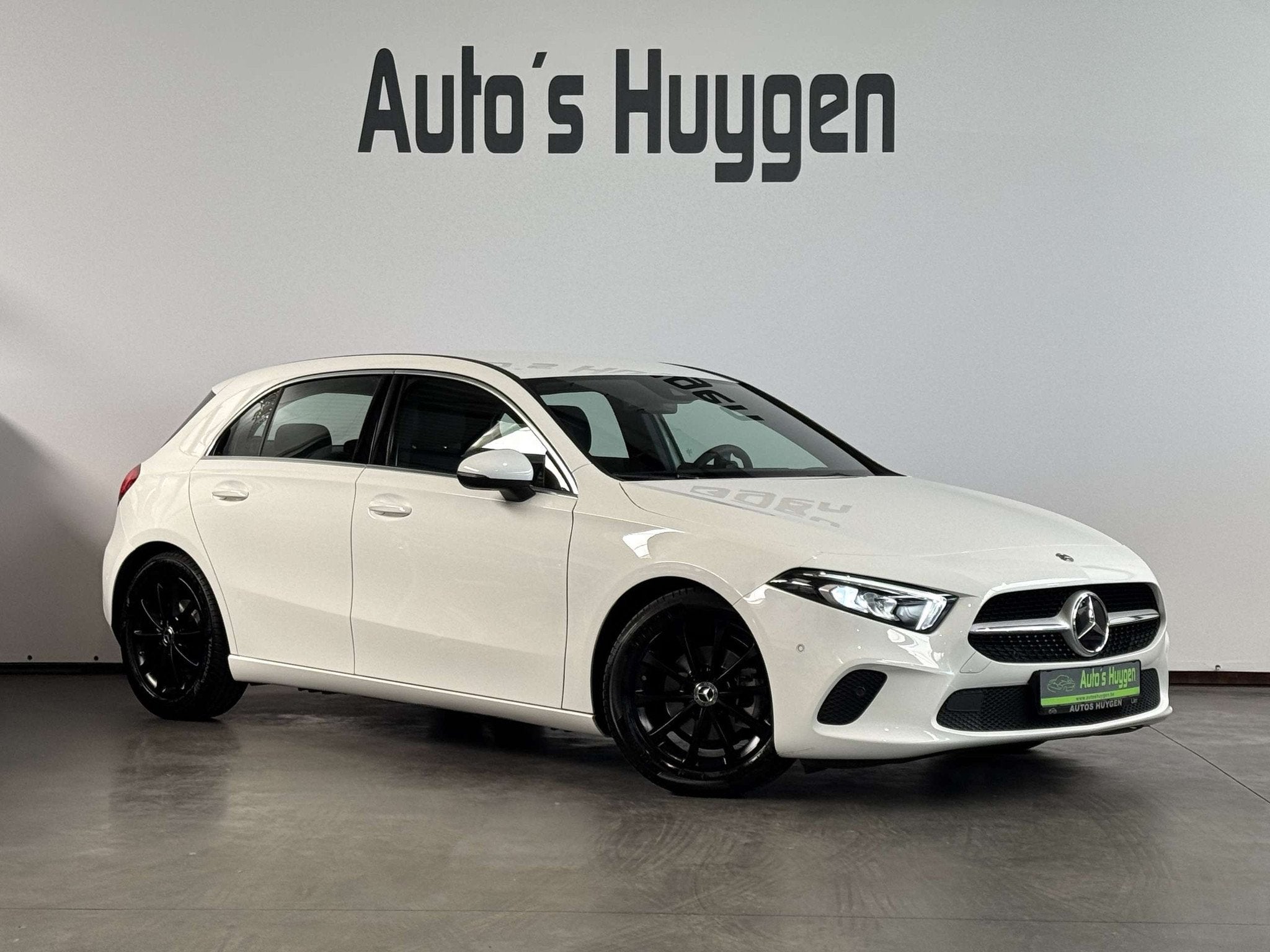 Mercedes-Benz A-Klasse 180 VERKOCHT! (bj 2019, automaat), Gebruikt, 4 cilinders, 136 pk, Wit