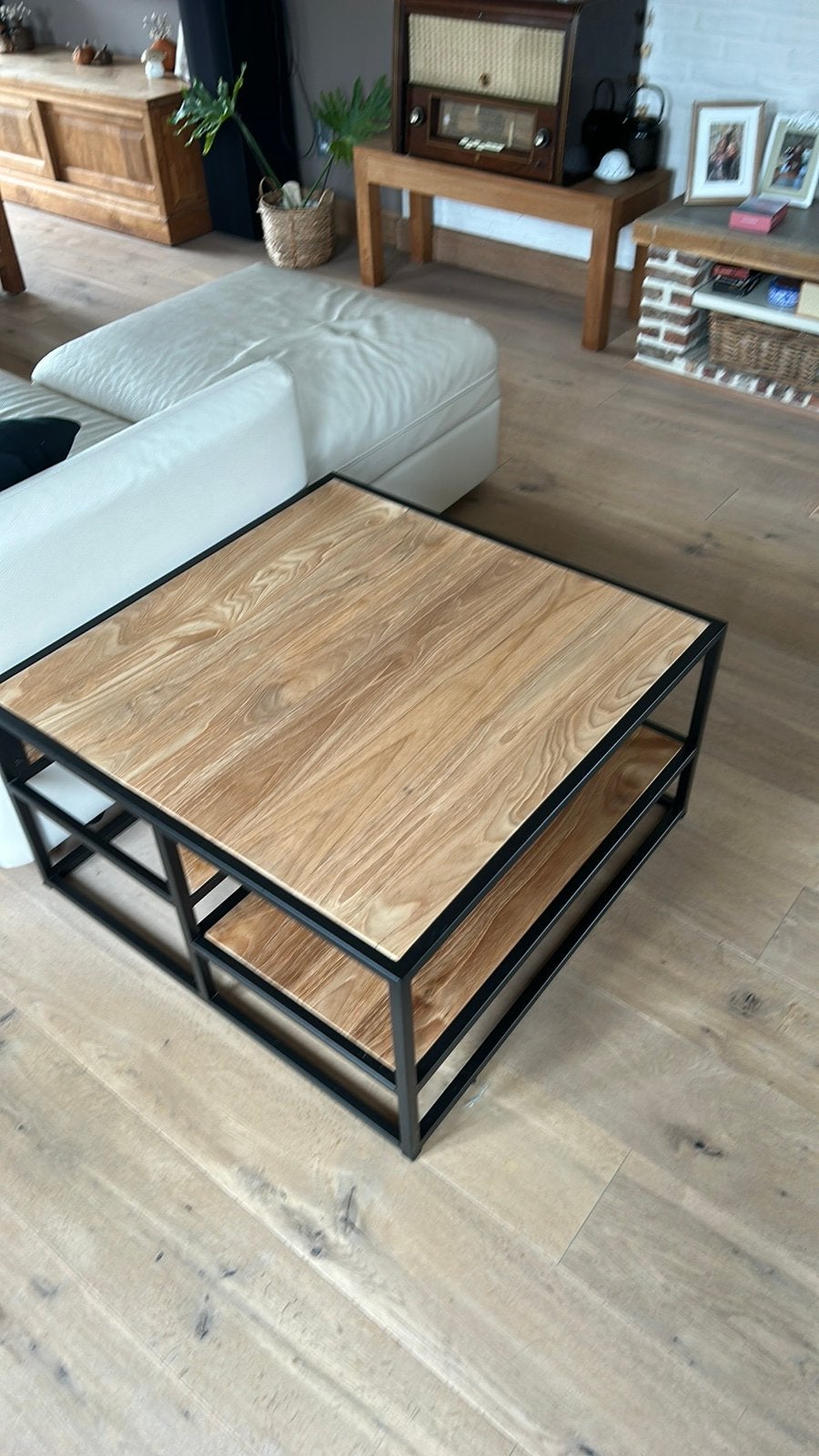 Nieuwe salontafel, Ophalen, Zo goed als nieuw