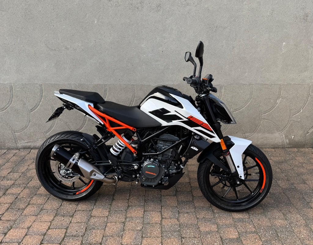 KTM duke 125cc met 850km, Motoren, Gebruikt, Particulier, 125 cc, Naked bike