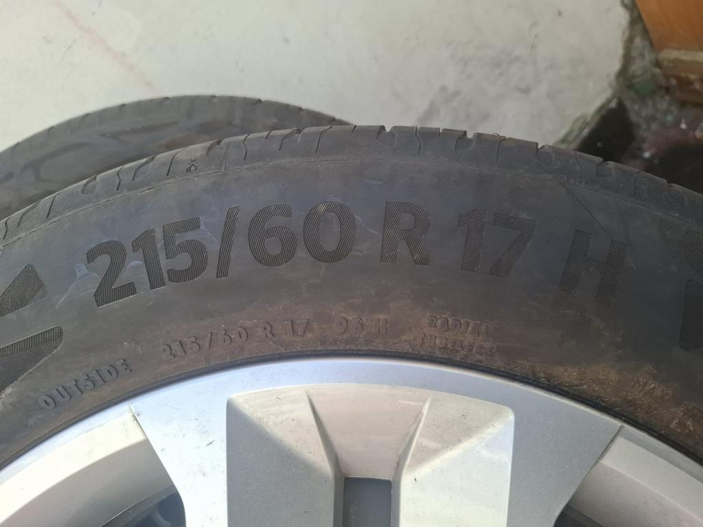 2 seizoen Banden en velgen te koop, Auto-onderdelen, Banden en Velgen, Ophalen, Gebruikt, All Season, Band(en)