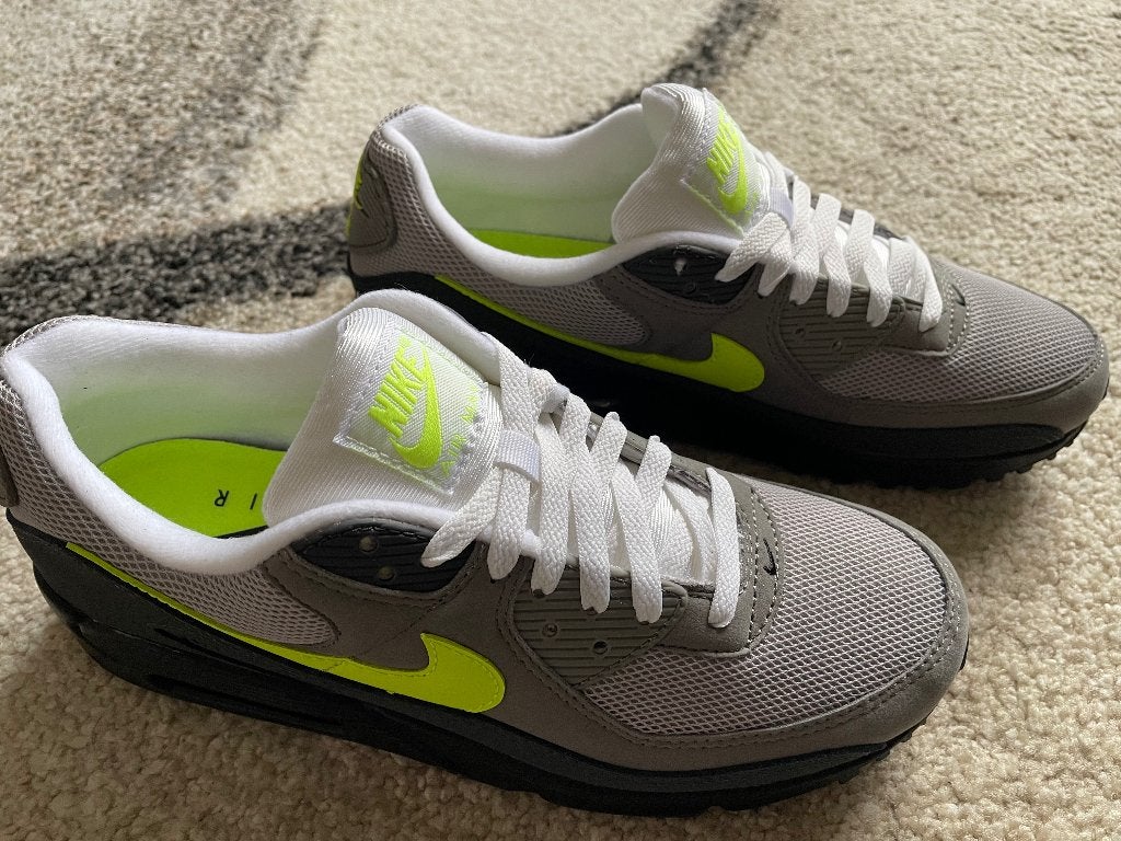 Nike Air Max 90 Neon. NIEUW! Maat 42, Ophalen, Nike, Nieuw, Sneakers