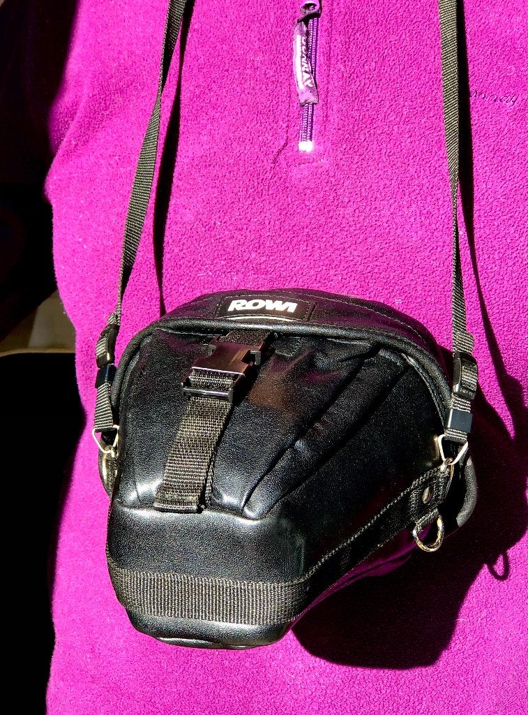 ROWI DSLR- of hybride camerabeschermingstas impeccable, Audio, Tv en Foto, Foto | Cameratassen, Ophalen, Zo goed als nieuw, Zwart