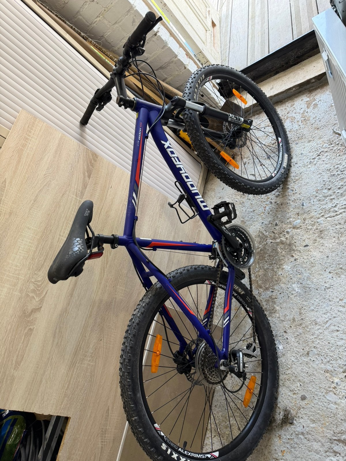 Velo VTT muddyfox anarchy 400, Enlèvement, Comme neuf