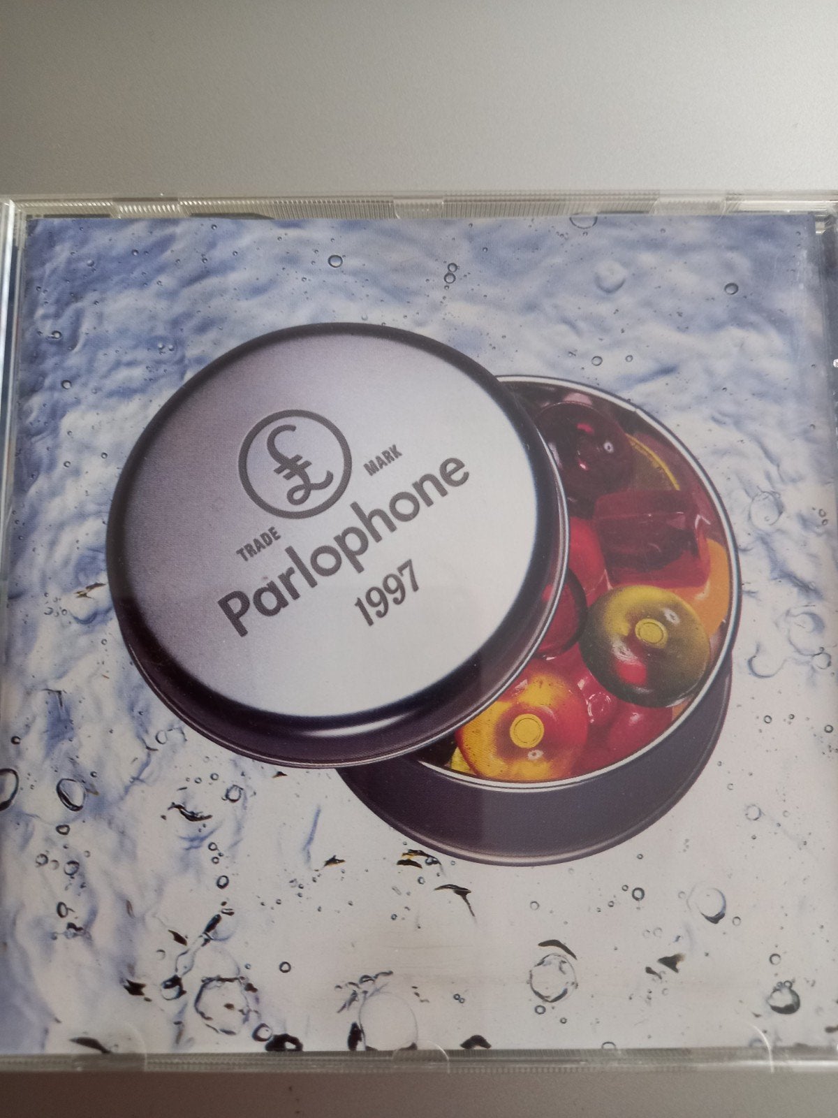 Parlophone 1997, Enlèvement ou Envoi