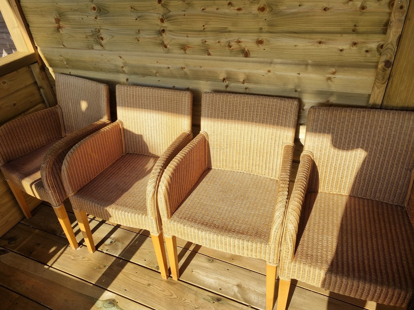 4 rotan stoelen, Ophalen