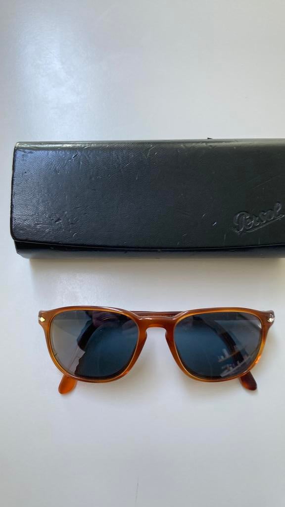 Persol zonnebril te koop 60 euro, Ophalen, Zo goed als nieuw, Zonnebril