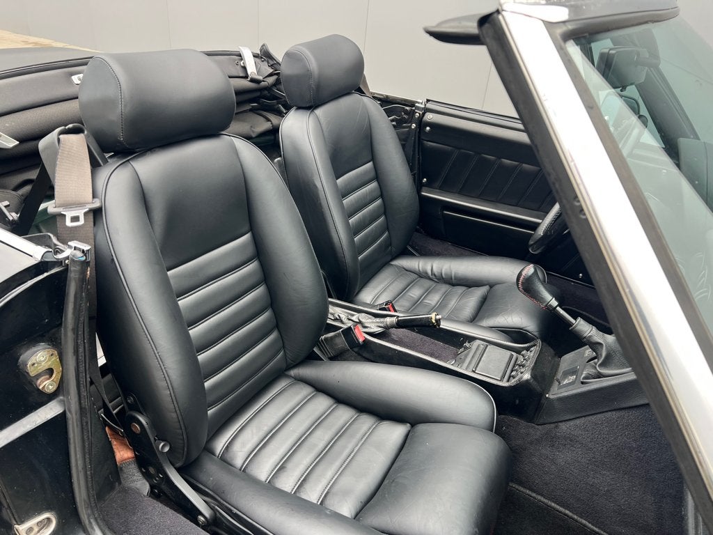 Alfa Spider - 2,0 l - 125 pk - 06/1991, Auto's, Achterwielaandrijving, Zwart, 4 cilinders, Cabriolet