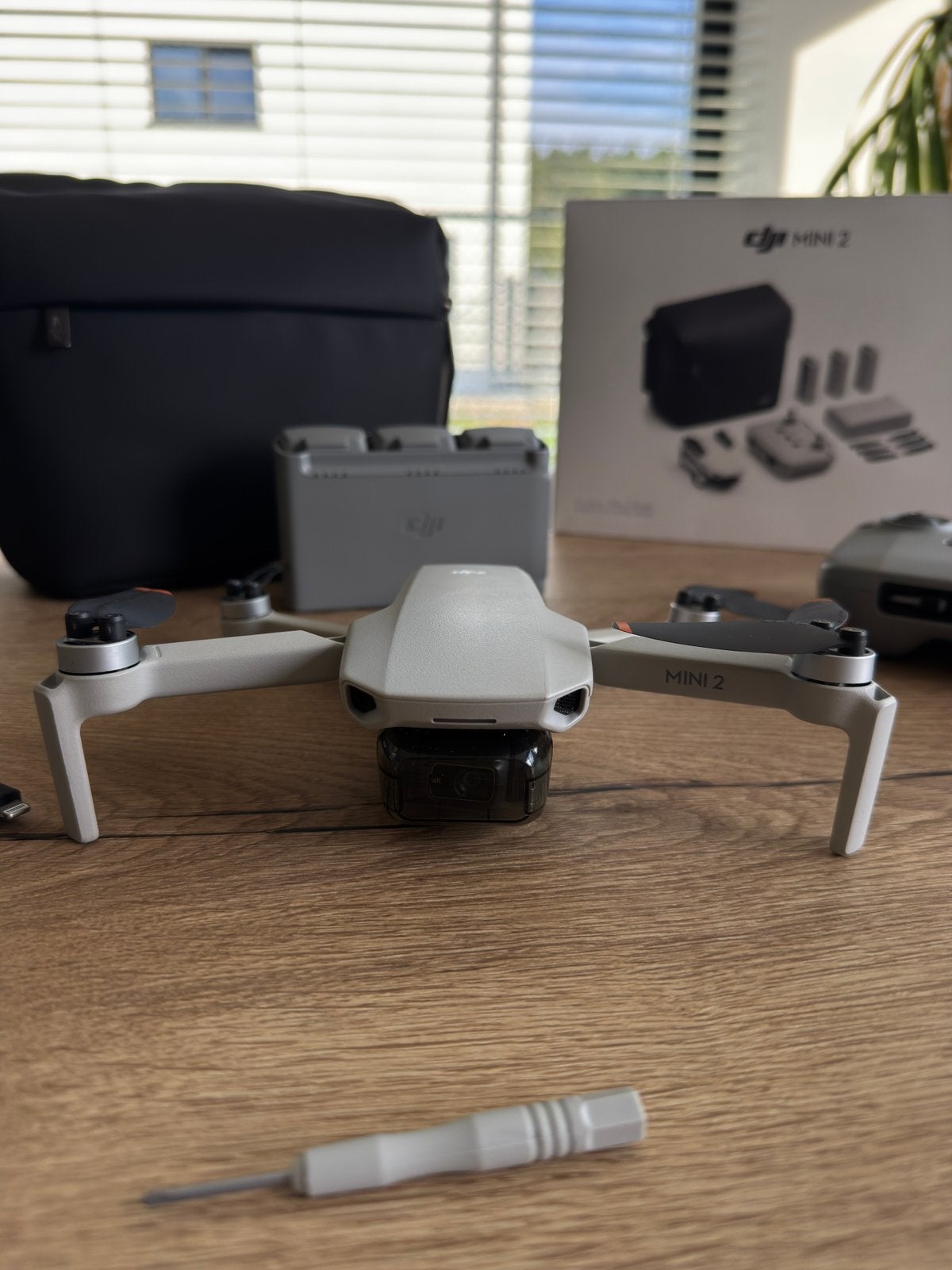 Drone DJI Mini 2 Pack Fly More Combo, Audio, Tv en Foto, Ophalen, Zo goed als nieuw, DJI