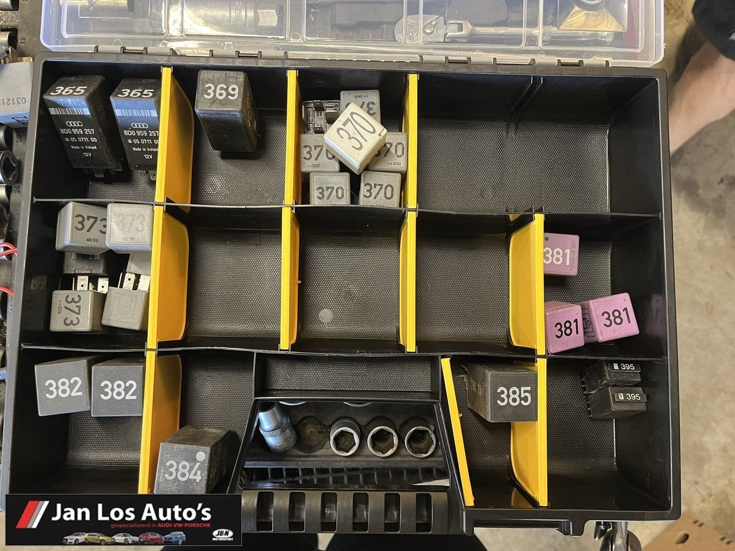 Verschillende Relais Audi VW 350-399, -, Utilisé, -, -