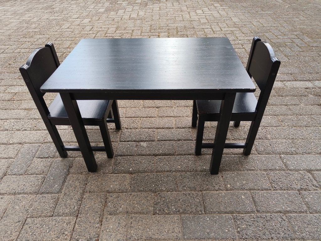 Kindertafel en 2 stoelen, Ophalen, Gebruikt, Stoel(en)