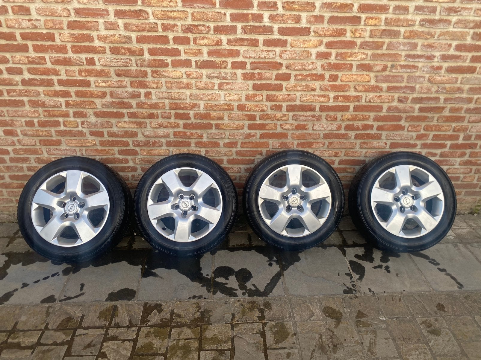 4 jantes d'origine Opel 16 pouces + pneus d'hiver 205/55 R16, Autos : Pièces & Accessoires, Enlèvement, Pneus hiver, Pneu(s)