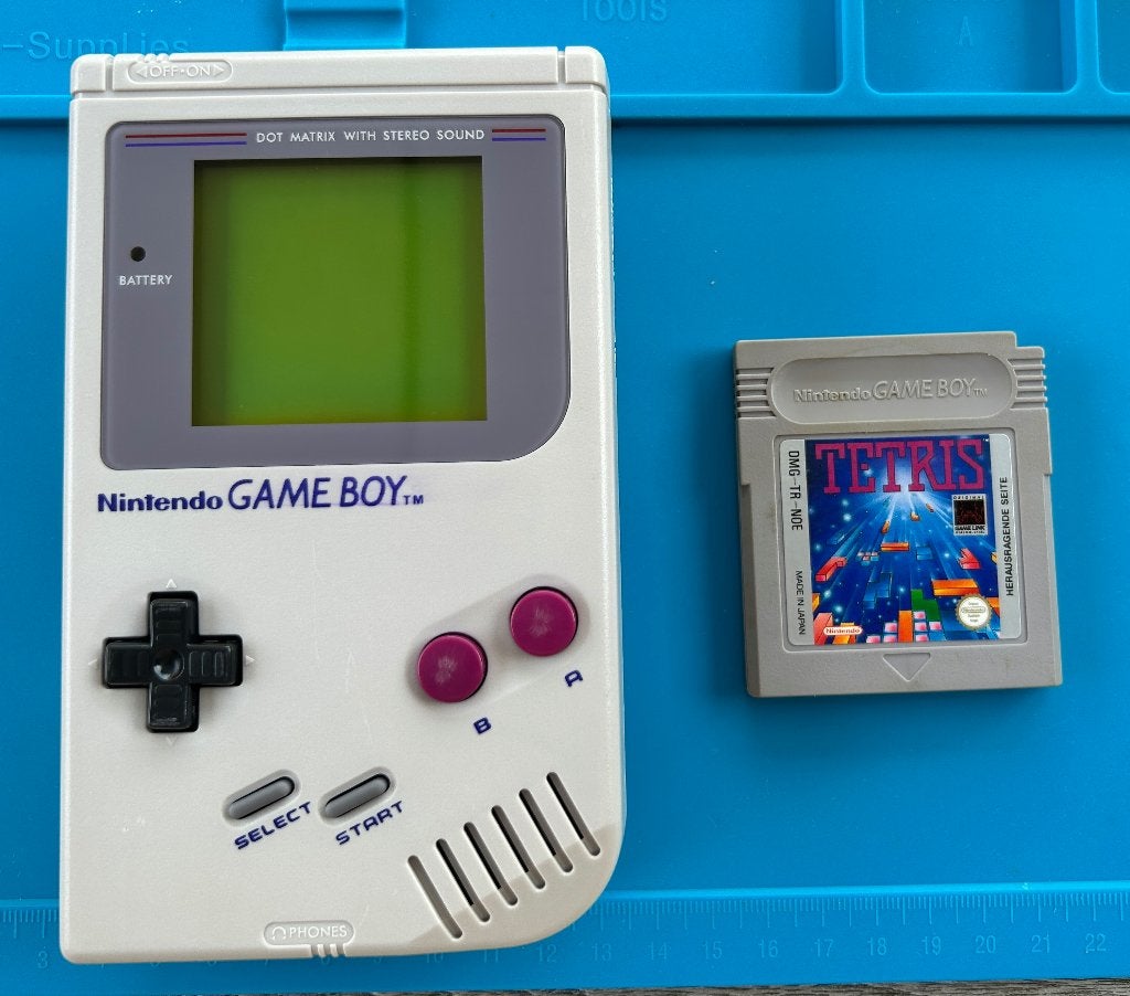 Game Boy DMG origineel – zeer nette staat + Tetris, Games en Spelcomputers, Spelcomputers | Nintendo Game Boy, Ophalen of Verzenden