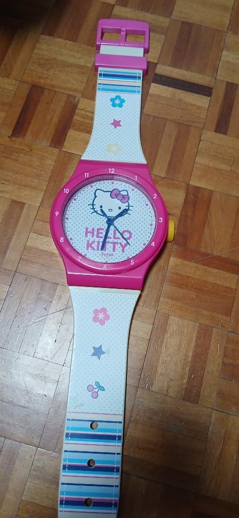 Horloge, montre hello kitty, Enfants & Bébés, Enlèvement ou Envoi, Neuf, Décoration murale