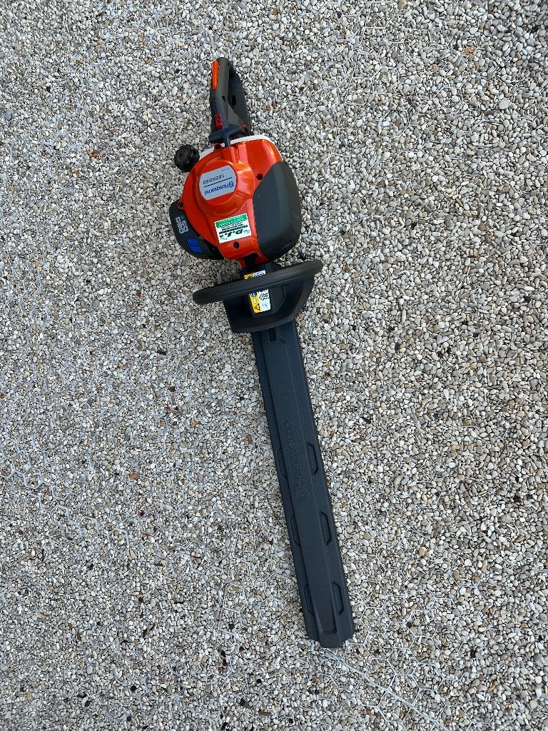 Husqvarna 122HD60 benzine heggenschaar 60 cm, Tuin en Terras, Ophalen, Zo goed als nieuw, Benzine, Husqvarna