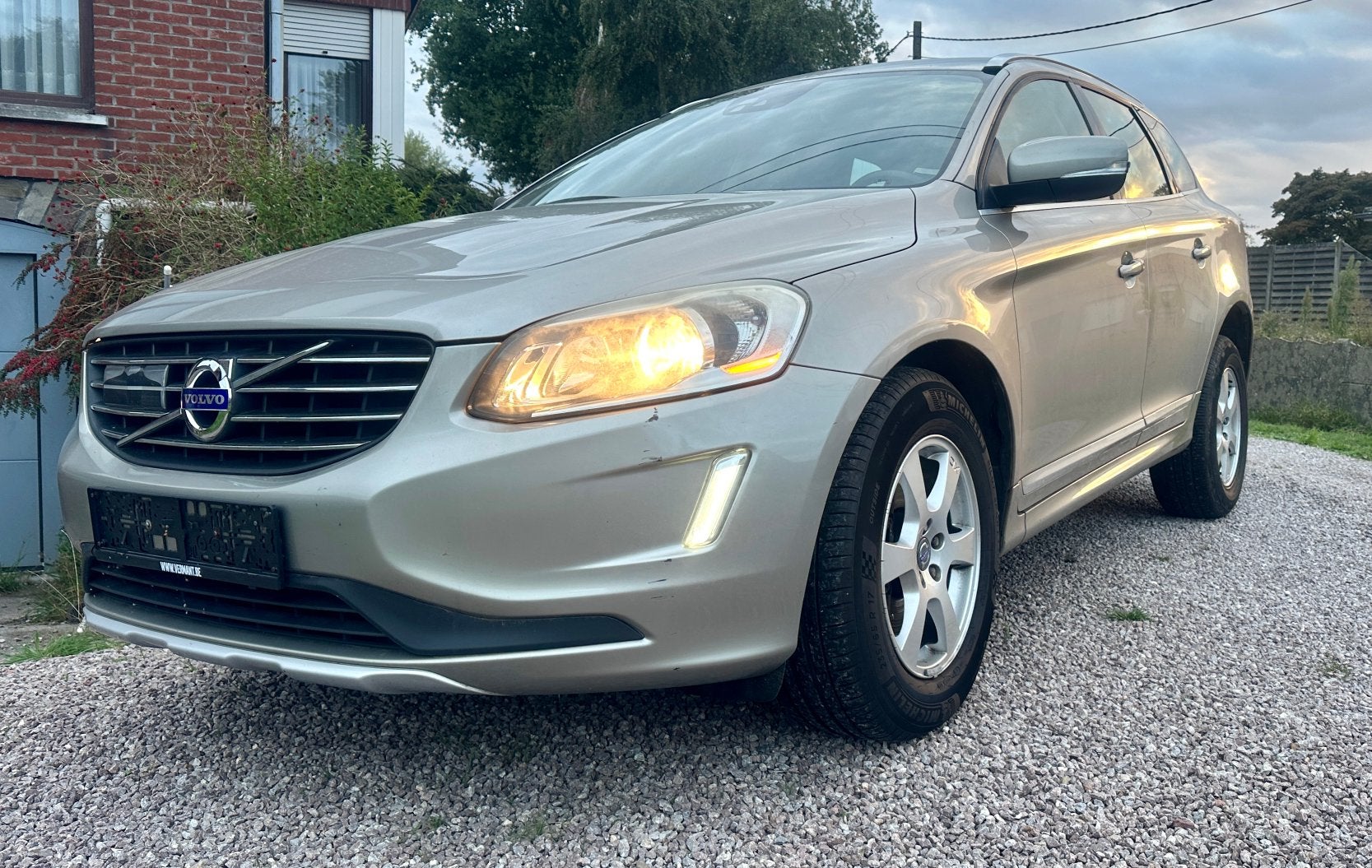 Volvo XC60 D4 automatique, Autos, Cuir, Achat, Euro 6, 5 portes