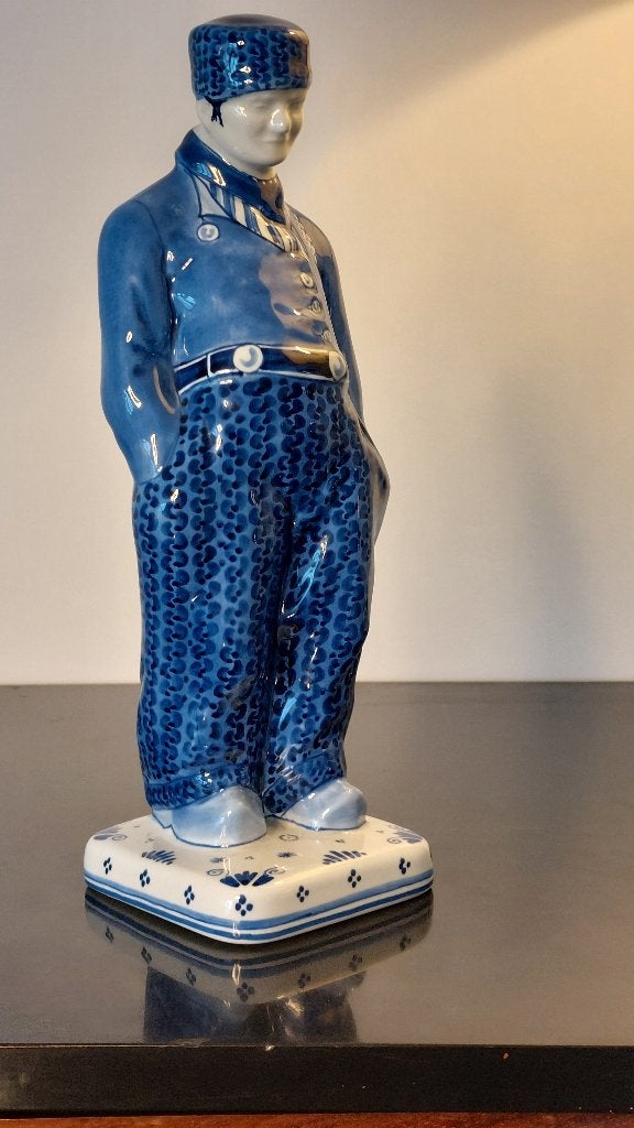 Authentieke Royal Delftse „Boer” figuur (Boer), Ophalen