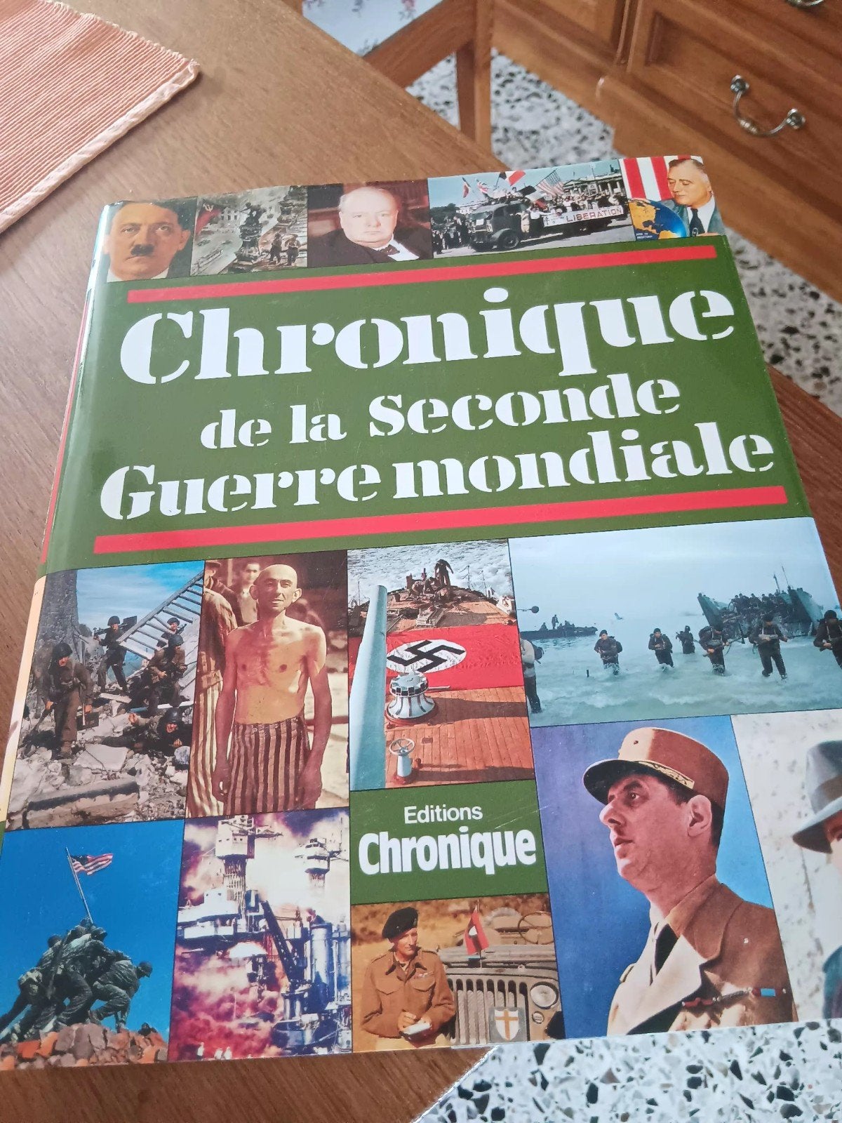 article de guerre, Enlèvement, Neuf