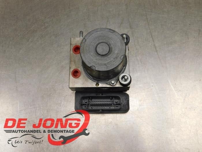 Pompe ABS d'un Volkswagen Polo, Volkswagen, -, 3 mois de garantie, Utilisé