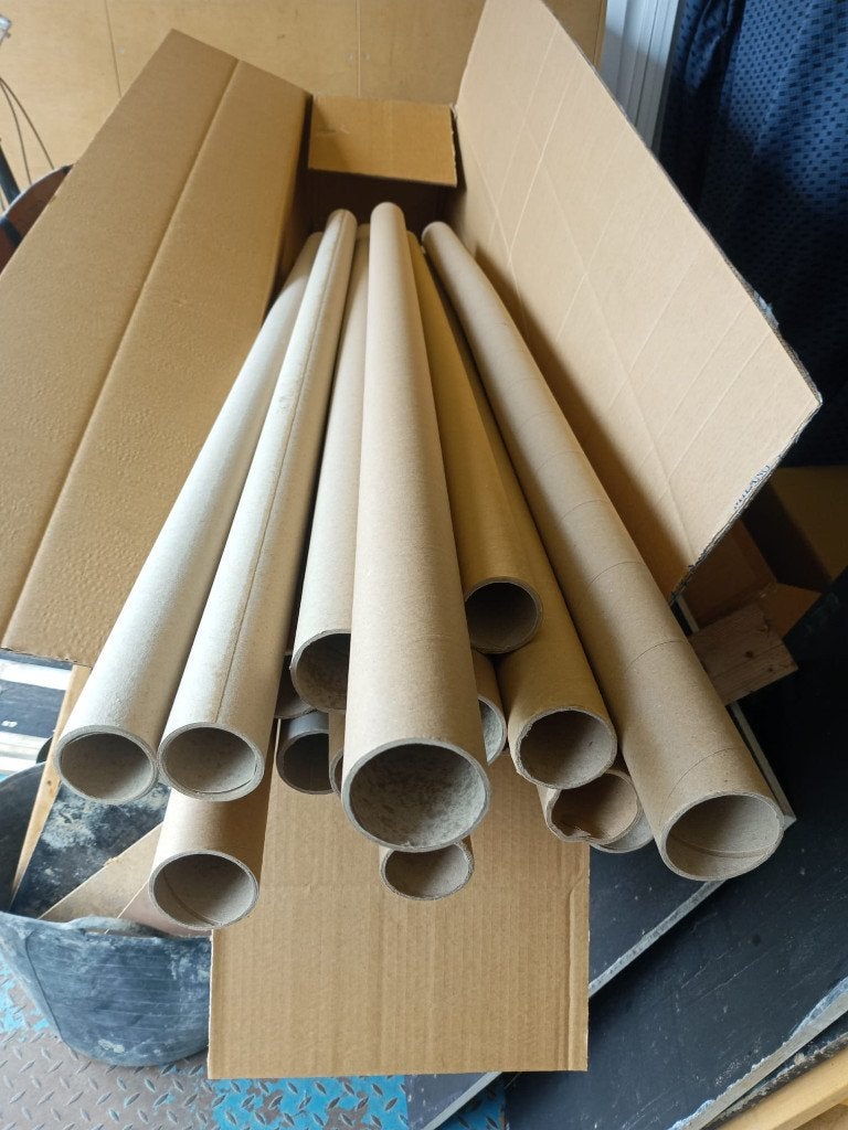 Kartonnen buizen/kokers, dia 5,3-6 cm,  1,4-1,55 meter, Ophalen, Zo goed als nieuw, Papier of Karton, Knutselmateriaal