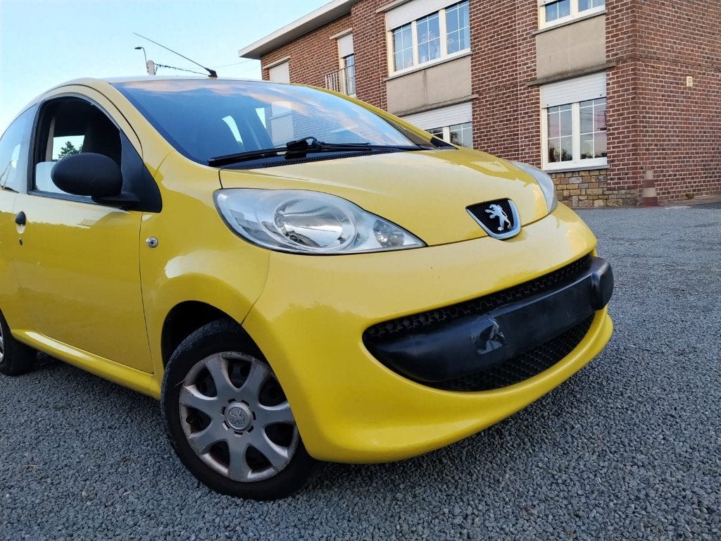 PEUGEOT 107/1000cc BENZINE/GEKEURD/12MA GARANTIE, Auto's, Peugeot, Geel, Grijs, Euro 4, 3 deurs