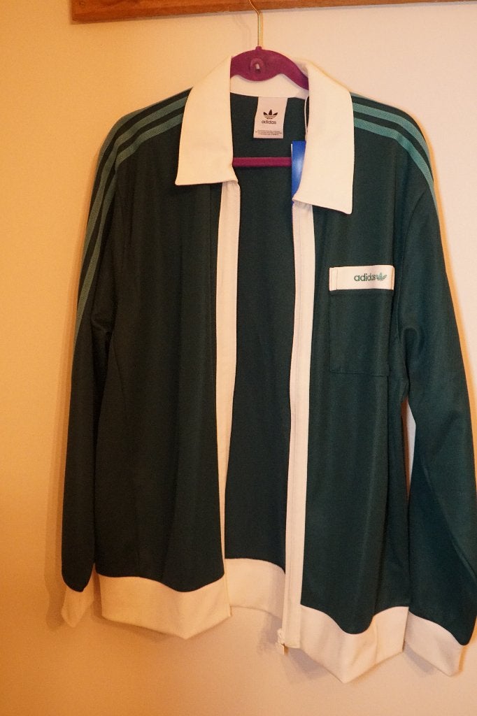 Veste Adidas Neuve avec étiquette Taille L (taille grand), Vêtements | Hommes, Vêtements de sport, Neuf, Enlèvement ou Envoi, Taille 56/58 (XL)