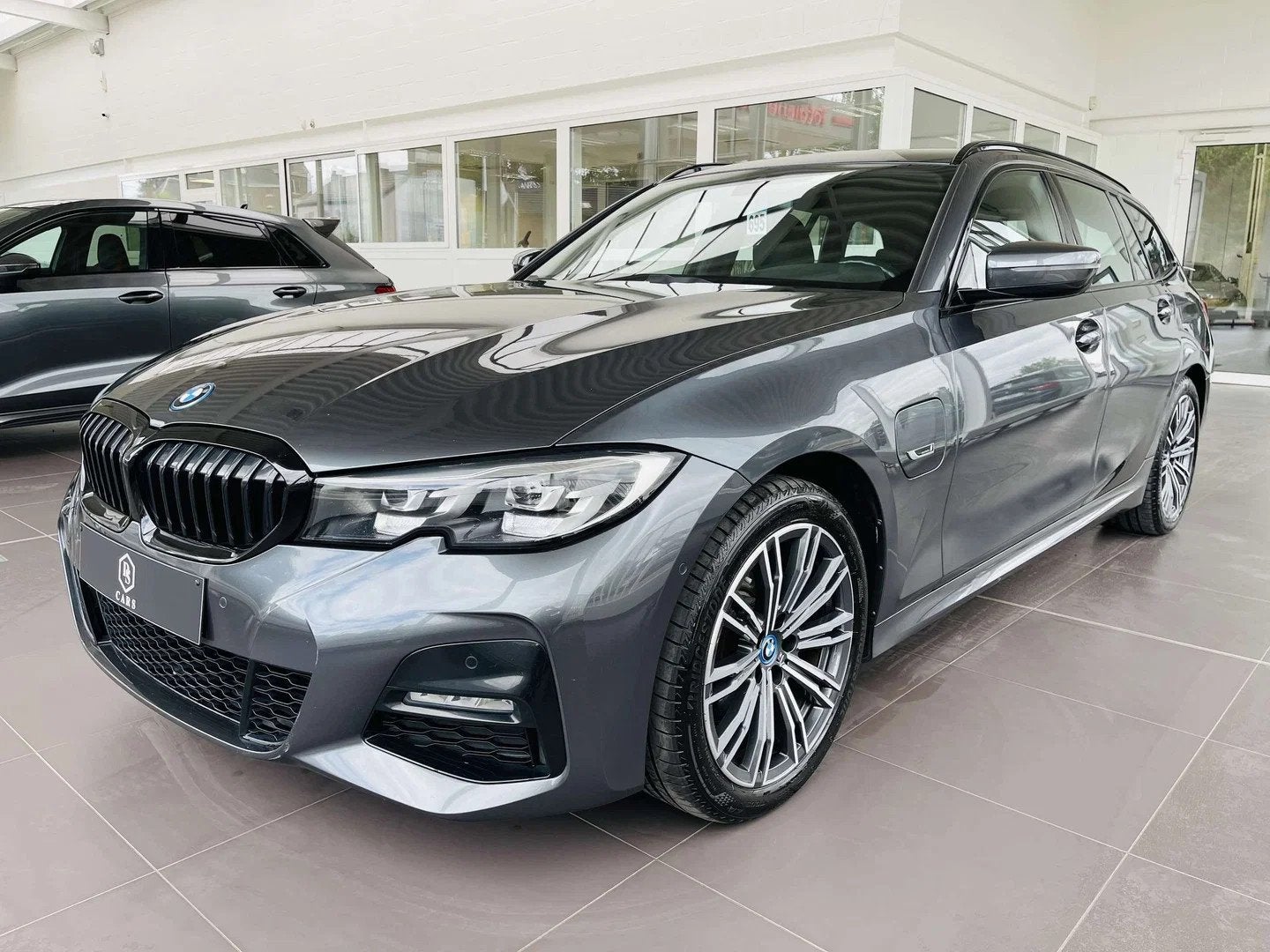 BMW 3 Serie 320 eA PHEV * GARANTIE + PACK M + LED + CUIR + G, Autos, BMW, Cuir, Argent ou Gris, Achat, https://public.car-pass.be/vhr/8c76481c-be42-4ff0-8eae-5ce1bc90441d