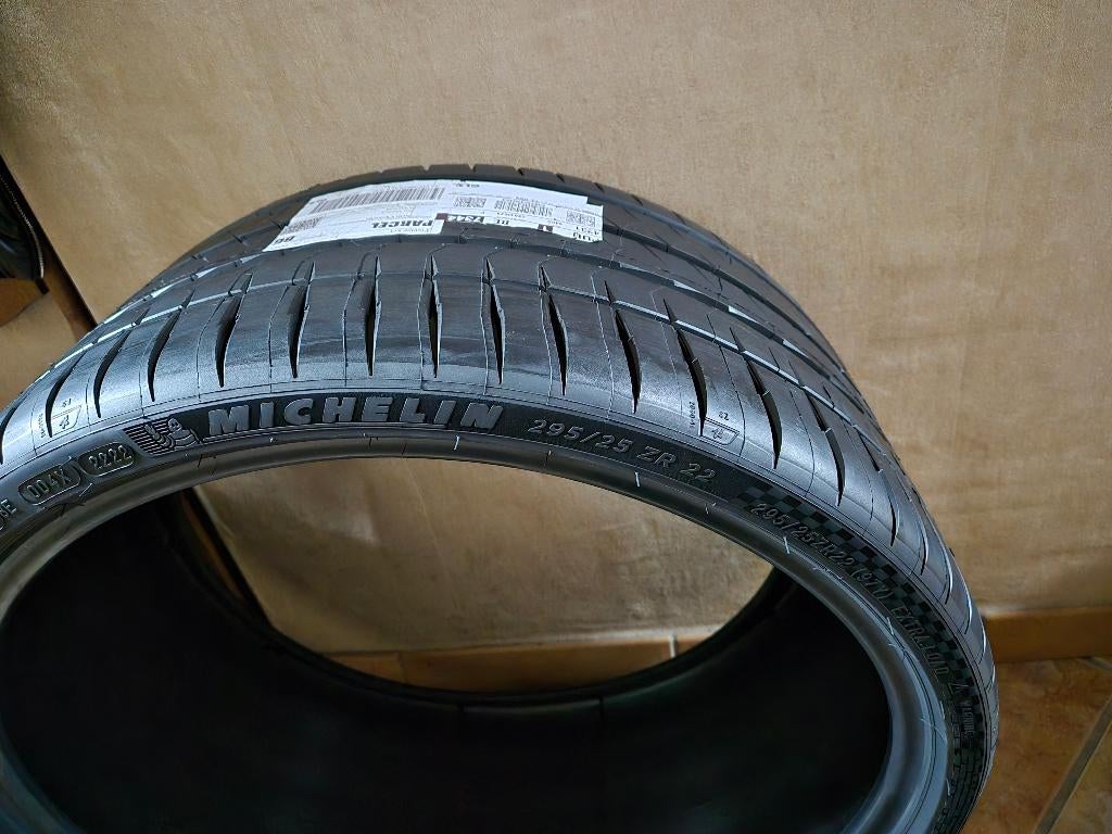 Pneu Michelin Pilot Sport 4S 295/25/22 295/25R22 NOUVEAU, Auto-onderdelen, Ophalen, 295 mm, Nieuw, Overige maten