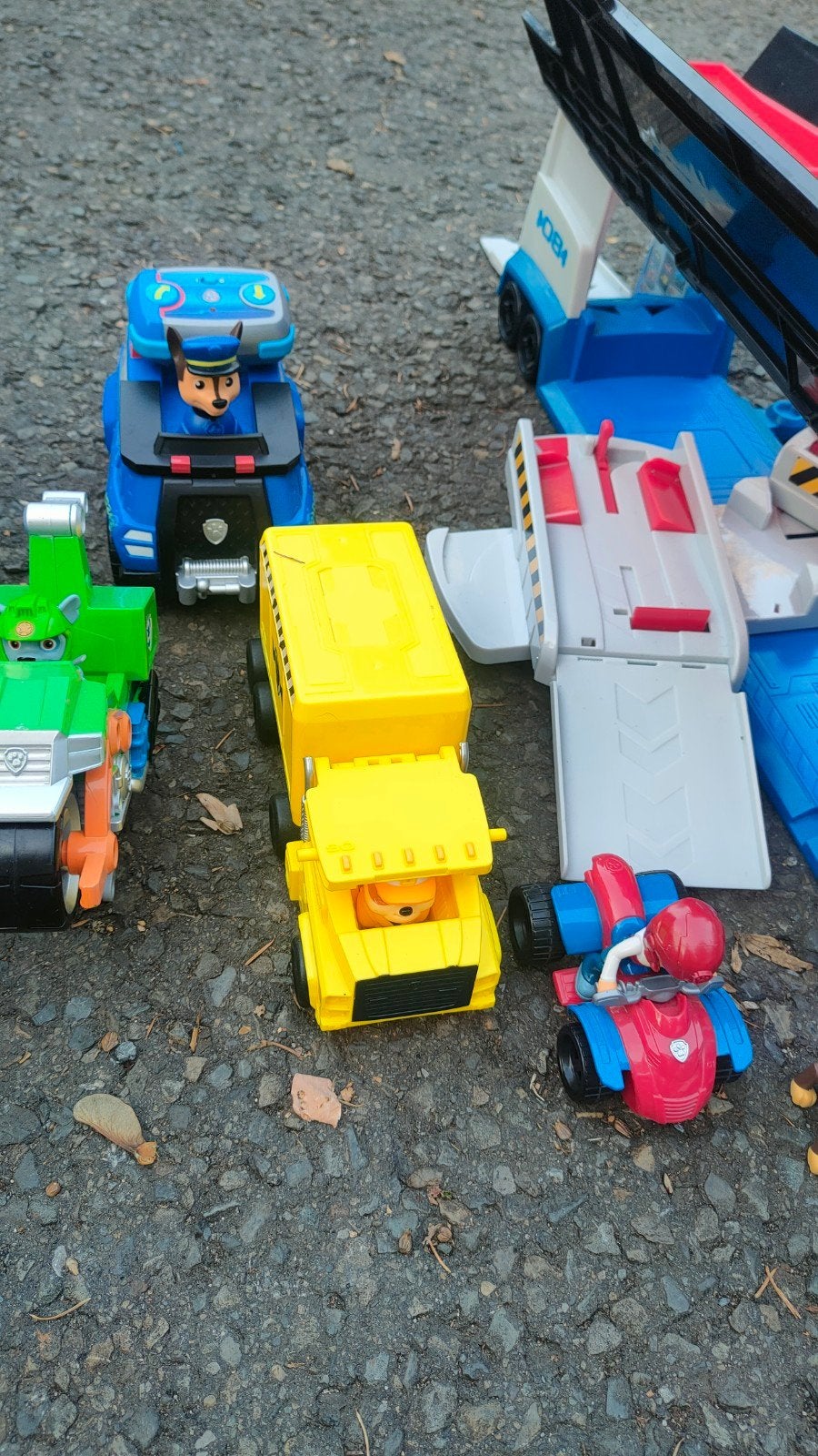 Lot de jouets La Pat' Patrouille (véhicules et personnages), Enlèvement, Utilisé
