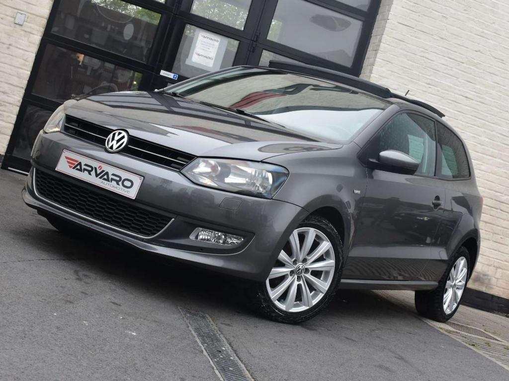 Volkswagen Polo 1.2i LIFE / Pano Dak / Cruise / PDC / Verw Z, Autos, Achat, Entreprise, Boîte manuelle, Noir