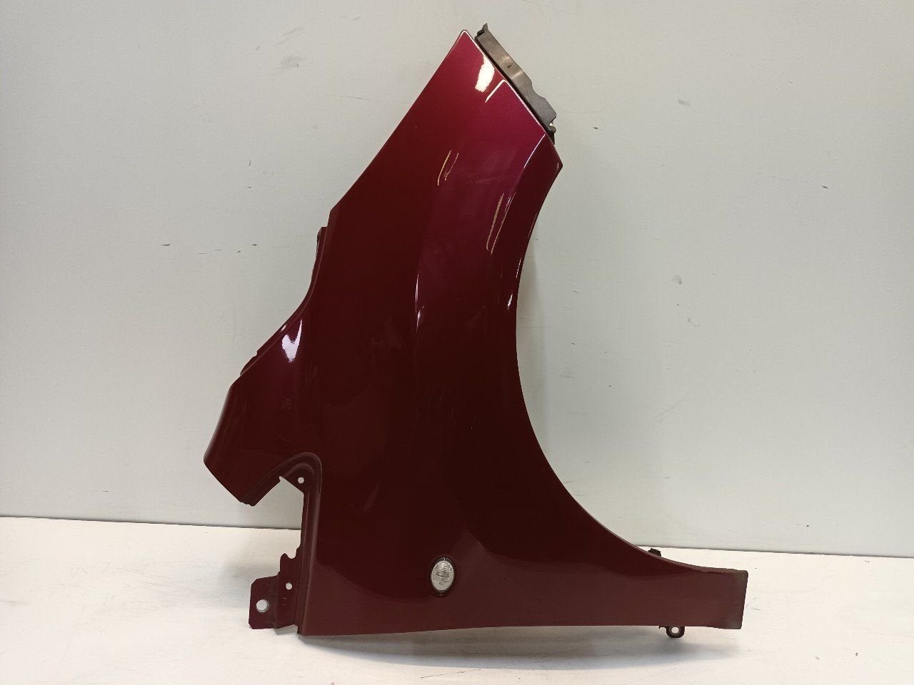 Spatbord rechts voor Ford Ka, Onderdelen@venauto.nl, Van der Ven Autorecycling B.V., Ettenseweg 76, 4706 PB Roosendaal, The Netherlands